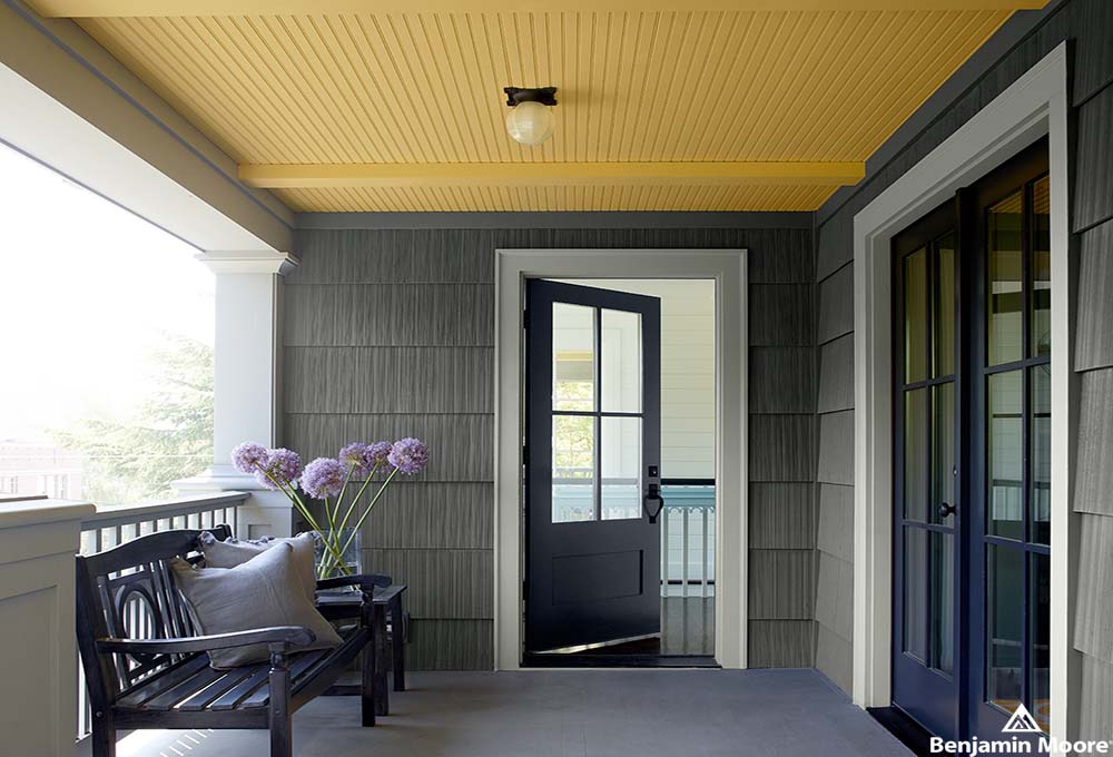 Picking the Perfect Paint Color for Your Front Door